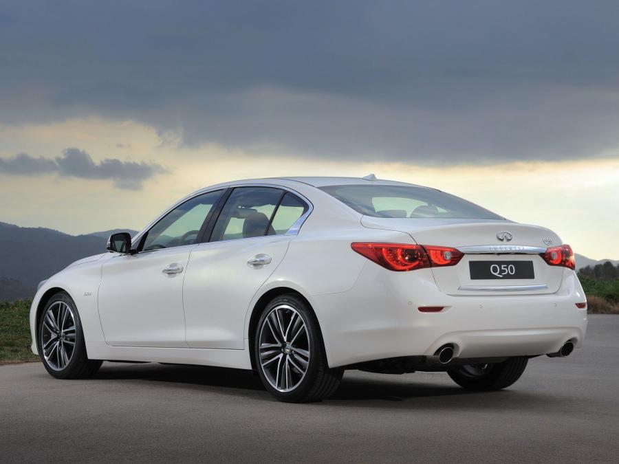  Infiniti Q50 2013 года  (EU) (фото 11 из 14)